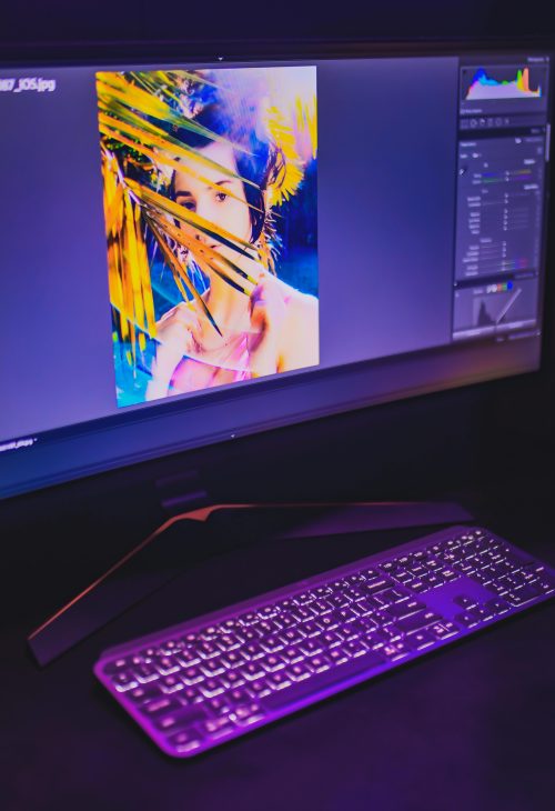 pexels-bertellifotografia-7031694